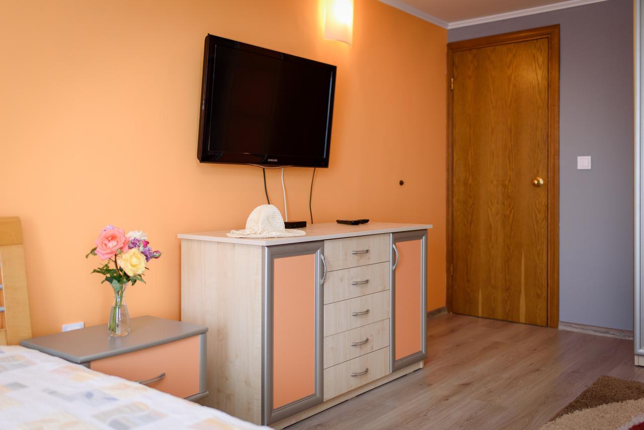 Guest House Ianis Paradise Nesebar Exterior photo